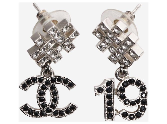 Chanel Orecchini CC 19 argento e nero 