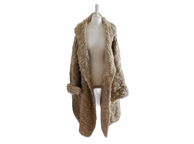 MASSIVE Large Oat Colored Fuzzi Knit Wrap Beige