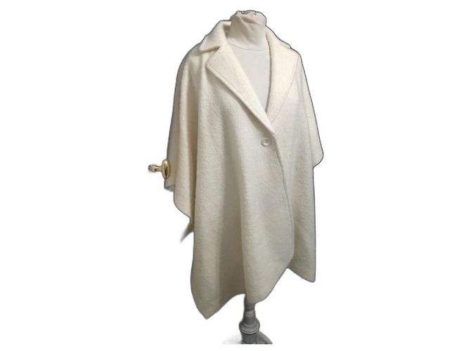 Autre Marque White wool poncho cape coat Sisley size 38