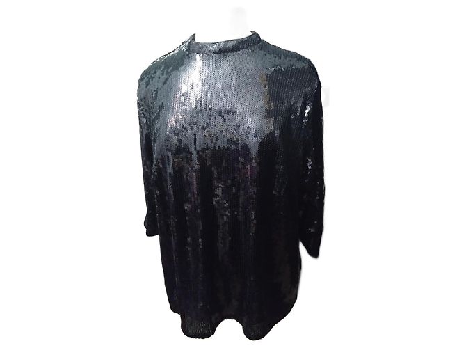 Top Black Givenchy T42 Sequins, Chic and Festive