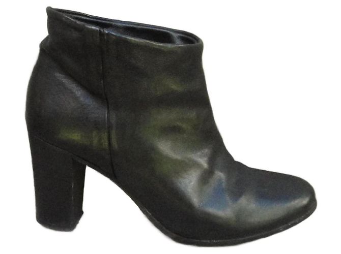 Botines de cuero negro N.D.C. Made By Hand