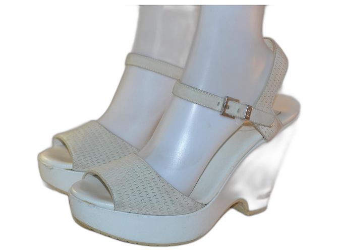 Cesare Paciotti Keilabsatz Sandalen Leder Weiß