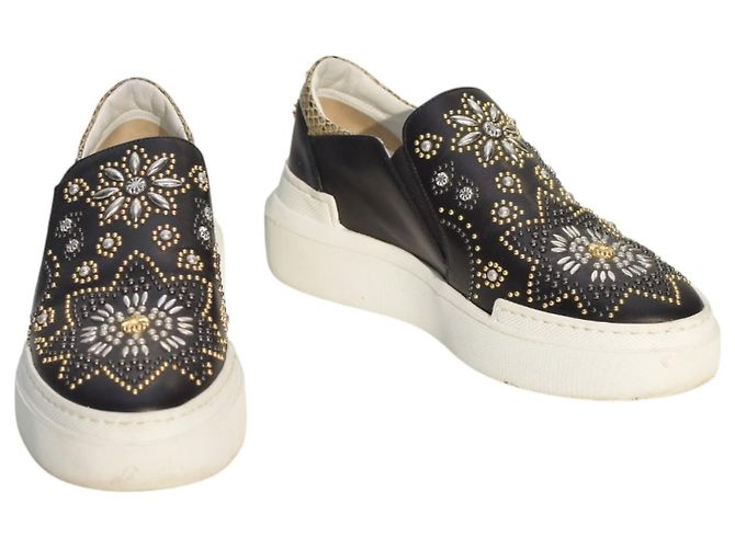 Sneaker platform in pelle nera con borchie e cristalli Roberto Cavalli 38 Nero