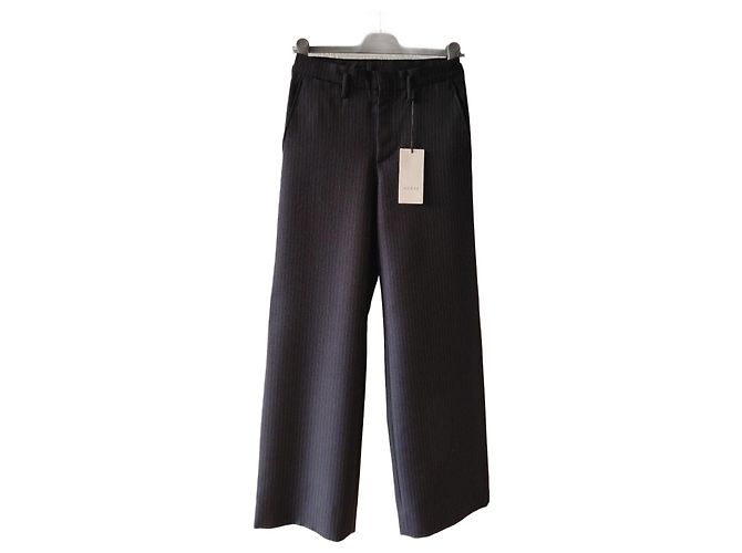CALÇA DE LÃ E MOHAIR LISTRADA GUCCI. Preto