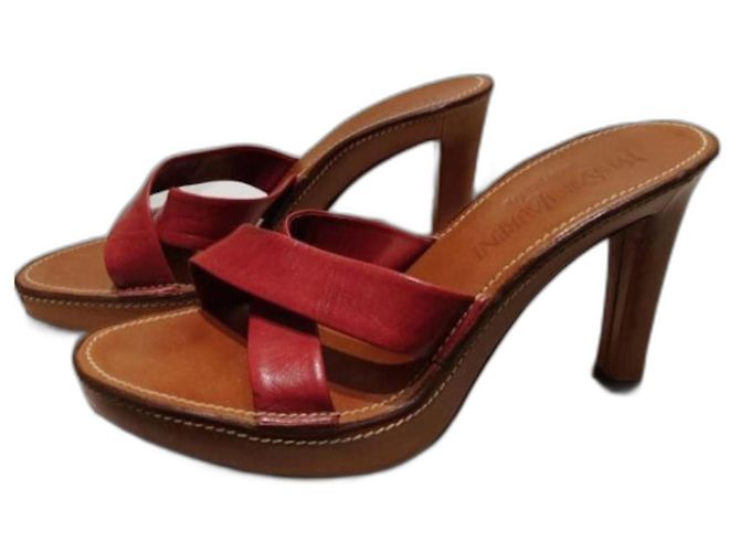 Yves Saint Laurent Leder Mules Rot
