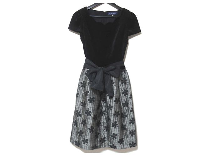 Autre Marque M'S GRACY Blumen-Jacquard-Velourkleid Schwarz