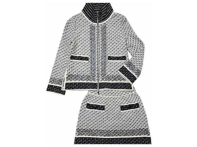 Saia com blazer Chanel