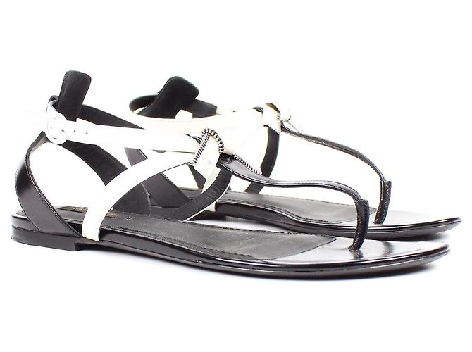 LOUIS VUITTON - Vintage flat sandals (size 39) White