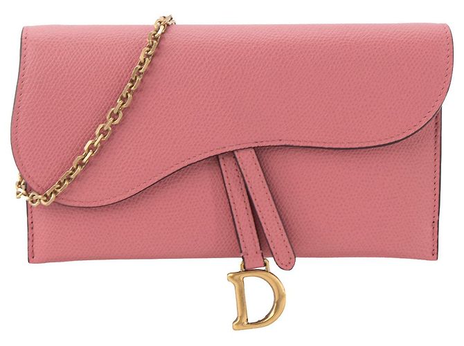 DIOR - Bolsa Wallet On Chain Saddle em Couro Texturizado Rosa