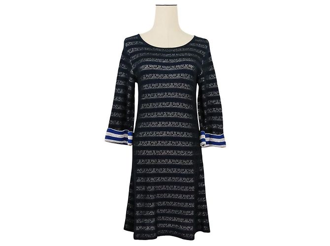 Timeless Chanel Kameliakleid Blau Marineblau 