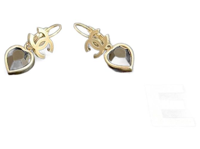 Timeless Brincos em forma de coração com o logo Coco da Chanel Prata Metálico