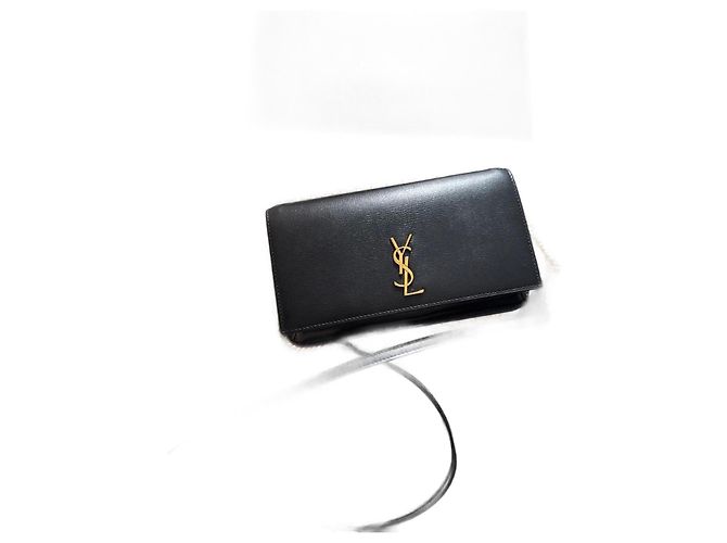 Saint Laurent Cassandre bolsa pequena de couro preta Preto