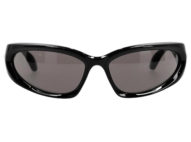 Óculos de sol ovais Balenciaga Swift BB0157S em acetato preto Plástico  ref.2645437