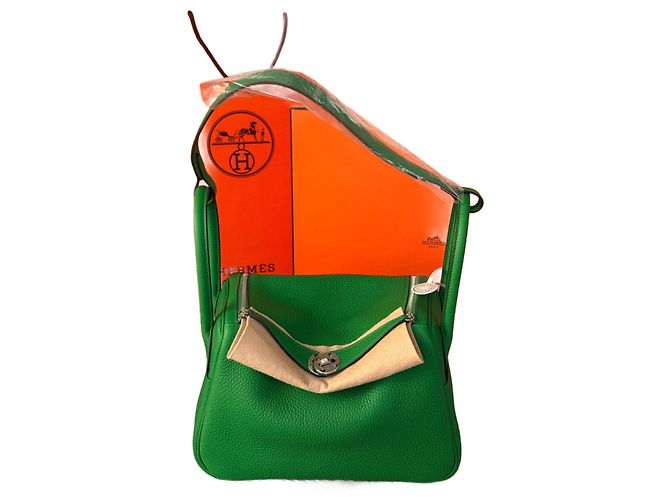 Hermès Lindy 26 em verde Bambu (com selo W) Verde escuro