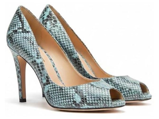 Manolo Blahnik Python High Heels Hellblau 