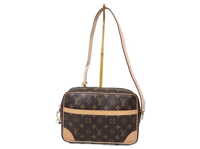 Bolsa Trocadero 27 em lona Monogram Louis Vuitton