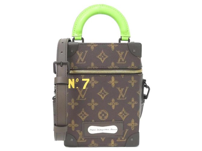 Bolsa de mão Monogram Vertical Box da Louis Vuitton Marrom
