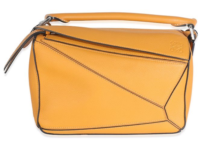 Bolsa Puzzle Pequena em Couro de Bezerro Texturizado Amarelo Loewe
