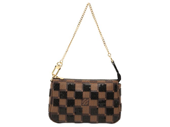 Mini Pochette Accessoires Louis Vuitton em sequins Damier Ebene marrom