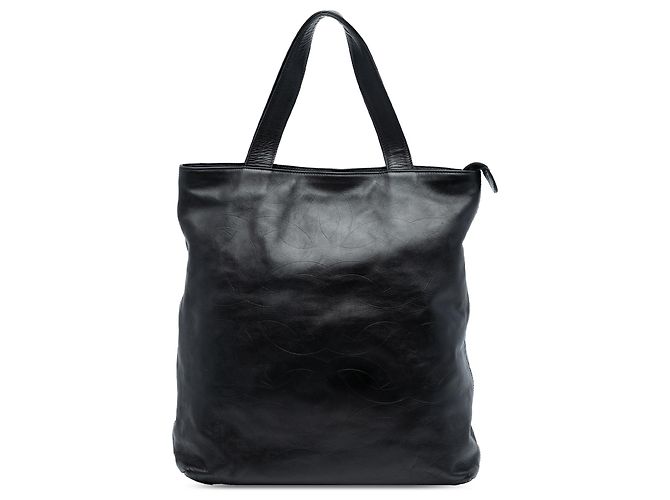 Bolsa tote de couro preto com relevo CC da Chanel
