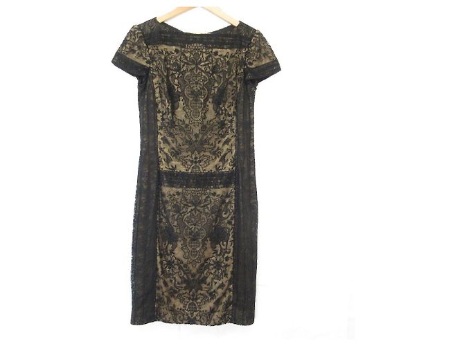 Autre Marque Tadashi Shoji Spitzenkleid Beige
