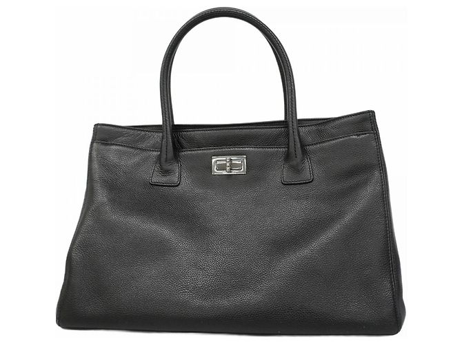 Executive Bolsa Tote Executiva de Couro Chanel 2.55 Preto