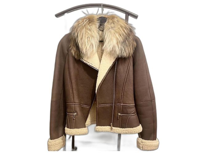 Increíble abrigo de shearling Dior Castaño 