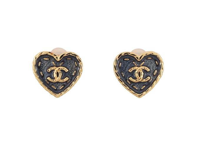Chanel Navy Resin Clip Earrings Navy blue