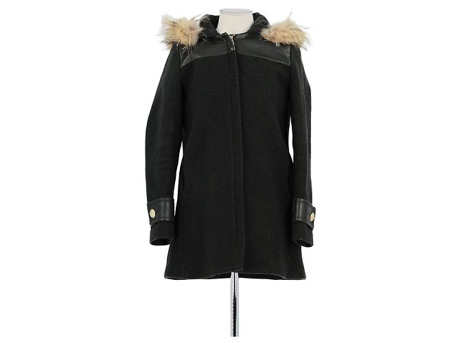 Claudie Pierlot Schwarzer Pelzmantel
