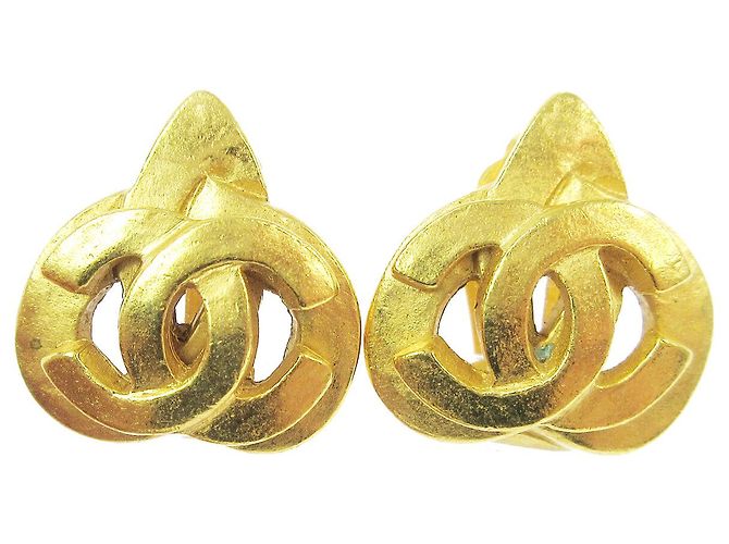 Herz aus vergoldetem Material mit CC-Logo von Chanel Golden