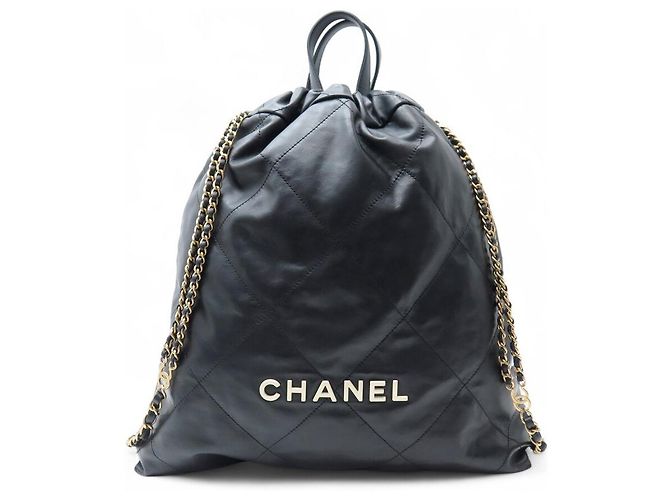 CHANEL 22 QUILTED SCHWARZER LEDER RUCKSACK LIMITIERTE AUFLAGE