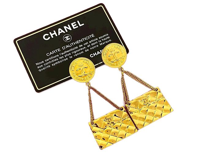 Orecchini Chanel Coco Mark Matelassé D'oro Metallico 