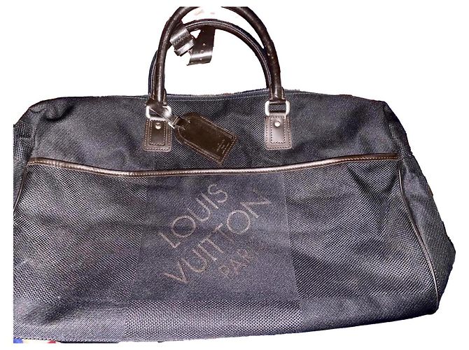 Montsouris Louis Vuitton Damier Geant Albatros Black Boston Bag