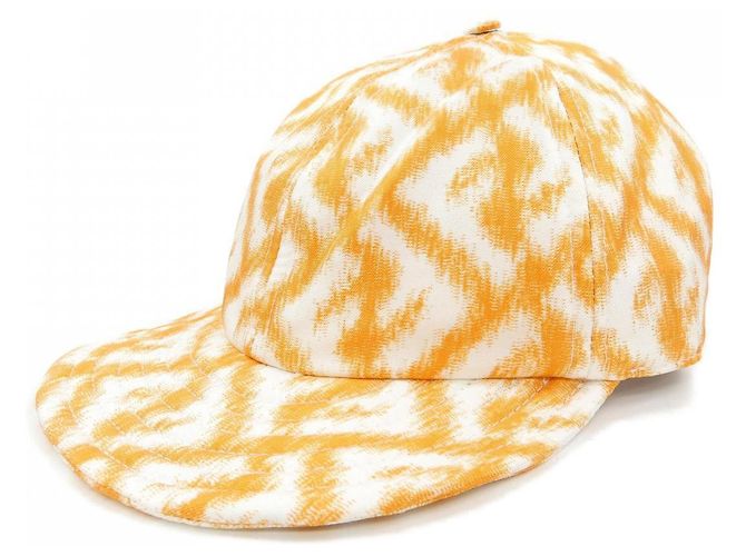 Boné Fendi FXQ961 AN9LTU Branco Laranja