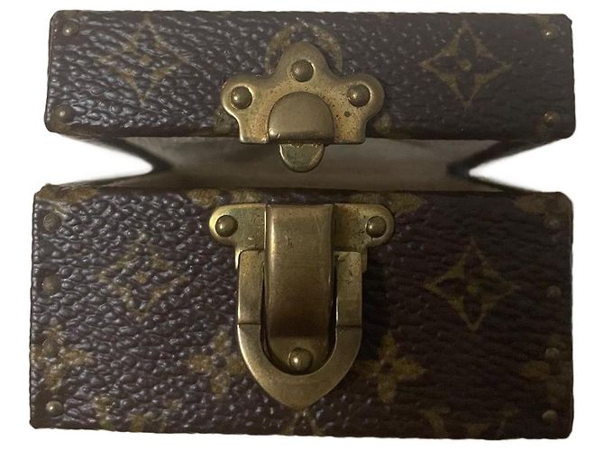 Louis Vuitton Declaration Case Chocolate