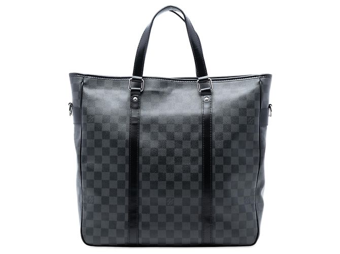 Louis Vuitton Tadao PM Damier Graphite Preto