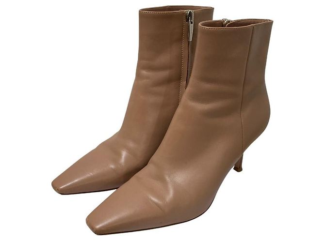 Autre Marque Botas curtas de couro Gianvito Rossi Bege