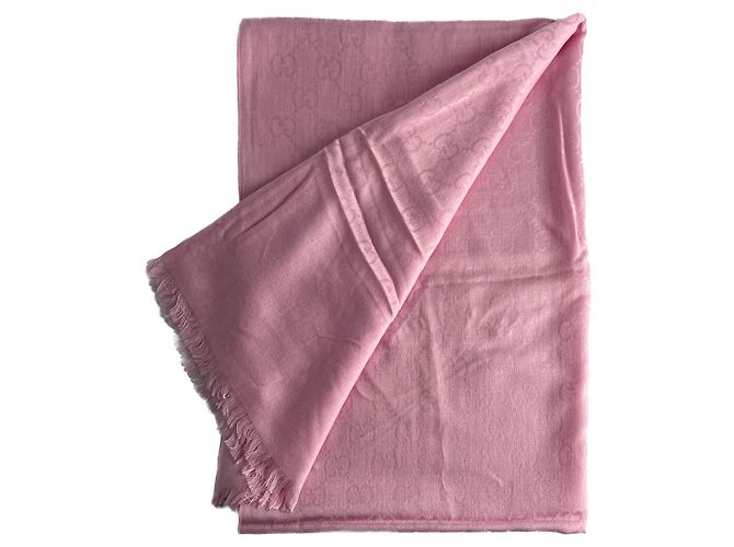Gucci Lenço de Lã e Seda GG Rosa