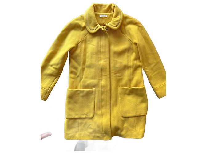 Chloé yellow wool coat with golden buttons