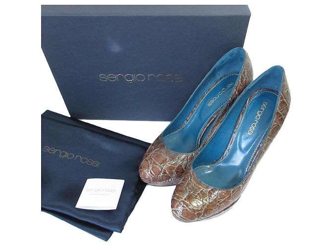 Autre Marque Krokodil-Plateau-Pumps von Sergio Rossi Braun