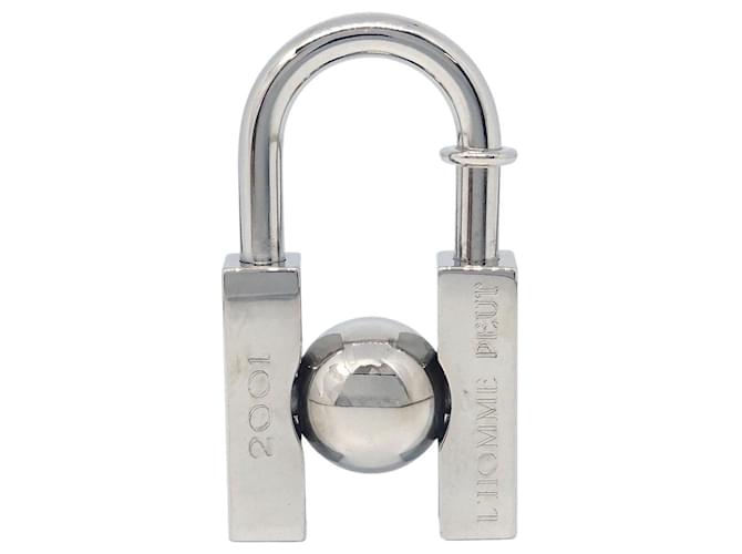 Hermès Hermes LHomme Peut Embellir La Terre Cadena Lock Charm Metal Silvery 