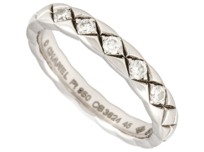 CHANEL Coco Crush Ring mit Diamant