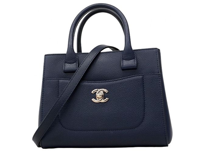 Borsa in pelle Neo Executive di Chanel Blu navy