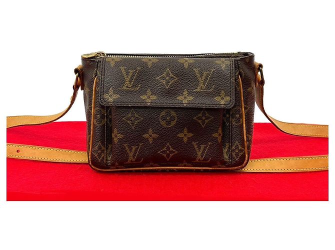 Bolsa de Ombro em Couro Monogram Viva Cite da Louis Vuitton Marrom