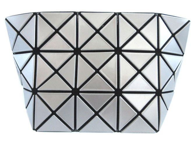 Pochette Argento Issey Miyake