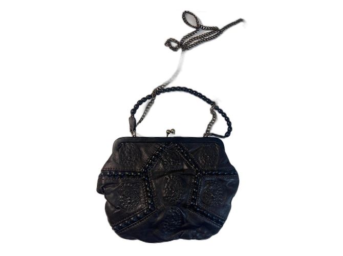 Autre Marque VENTILO Schwarze Lammleder Handtasche gesteppt mit Perlenkette