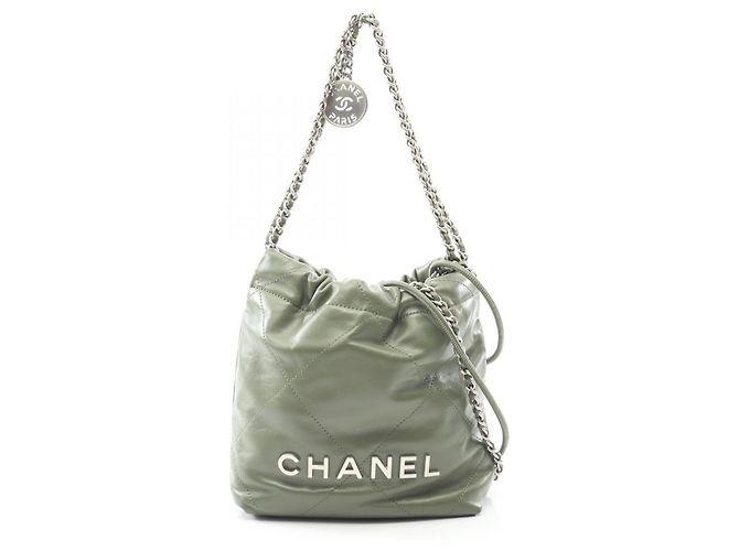 Bolsa de Ombro Mini Chanel 22 Caqui