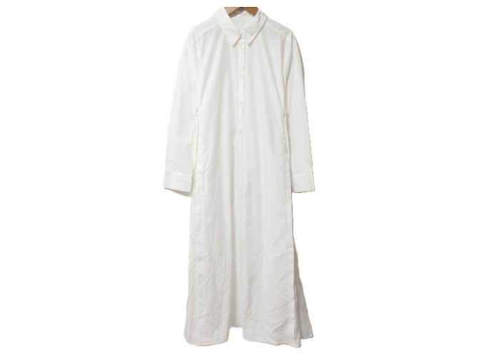 Autre Marque Gestufte Hemdkleid Grace Class Weiß