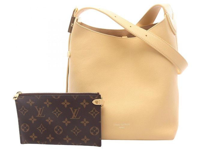 Borsa a Spalla Lowkey Hobo PM Louis Vuitton Beige