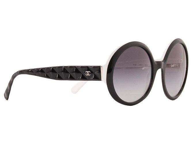 CHANEL - Occhiali da sole 5120 in plastica nera e bianca Nero